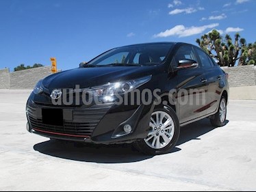 Foto venta Auto usado Toyota Yaris Sedan S (2018) color Negro precio $225,000