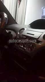 Toyota Yaris Sport 1.3 XLi 3P usado (2005) color Blanco precio $2.750.000