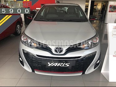 Foto venta Auto usado Toyota Yaris 1.5 S CVT (2019) color Gris Claro precio $950.100
