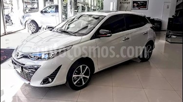 foto Toyota Yaris 1.5 XS usado (2019) color Gris Plata precio $620.000