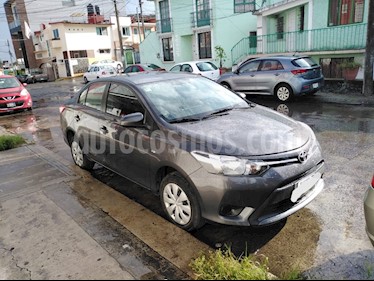 Toyota Yaris 5P 1.5L Core Aut usado (2017) color Gris Oscuro precio $185,000