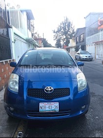 foto Toyota Yaris 5P 1.5L Premium usado (2008) color Azul precio $98,000