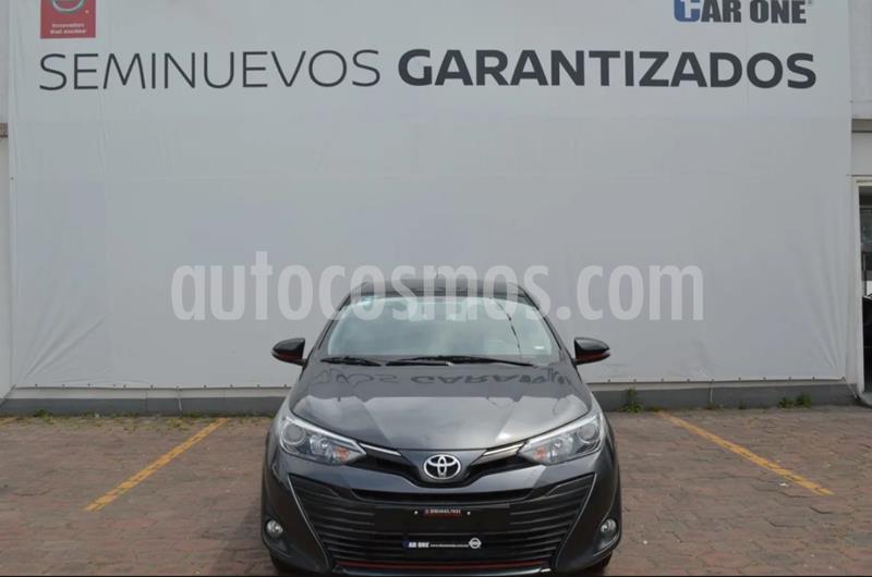 foto Toyota Yaris 5P 1.5L S usado (2018) color Gris precio $204,900