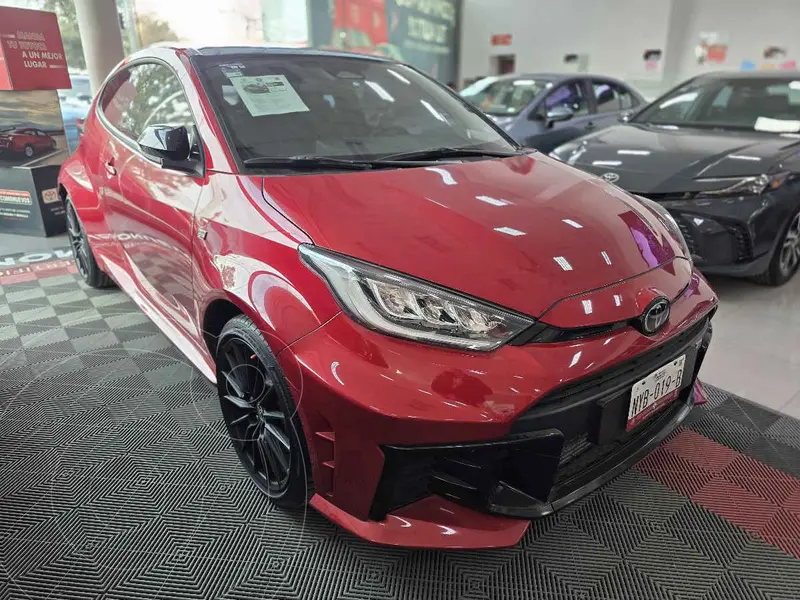 Toyota Yaris Base Aut (2025)