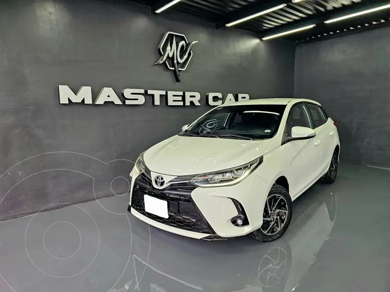 Foto Toyota Yaris S Aut usado (2022) color Blanco precio $289,000