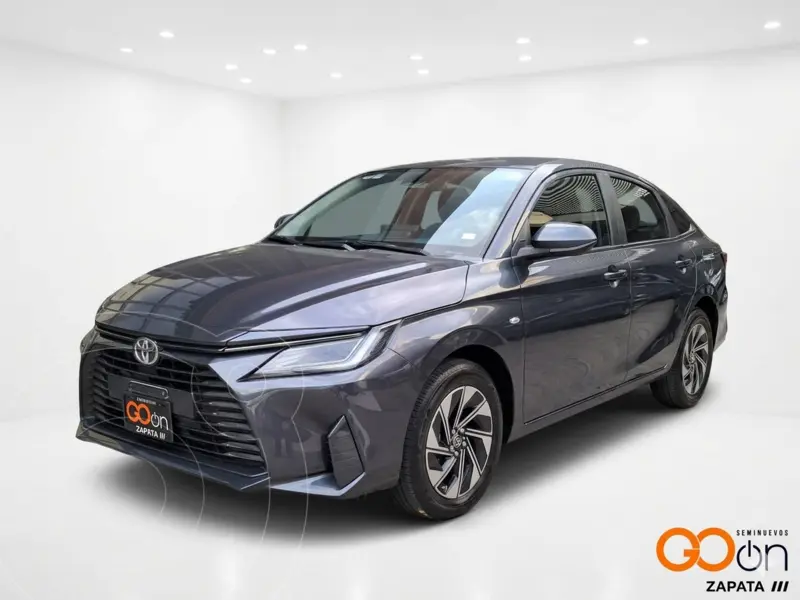 Foto Toyota Yaris sedan usado (2026) color TOY A GRIS precio $424,000
