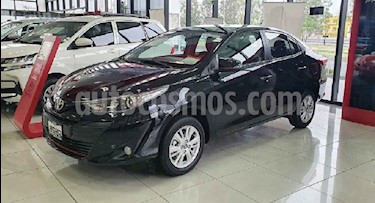 foto Toyota Yaris S Aut usado (2020) color Negro precio $287,000