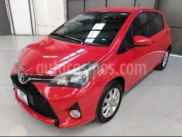 Foto Toyota Yaris 5P HATCHBACK PREMIUM L4/1.5 MAN usado (2015) color Rojo precio $160,000