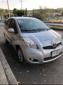 foto Toyota Yaris 5P 1.5L Premium Aut usado (2010) color Plata precio $80,200