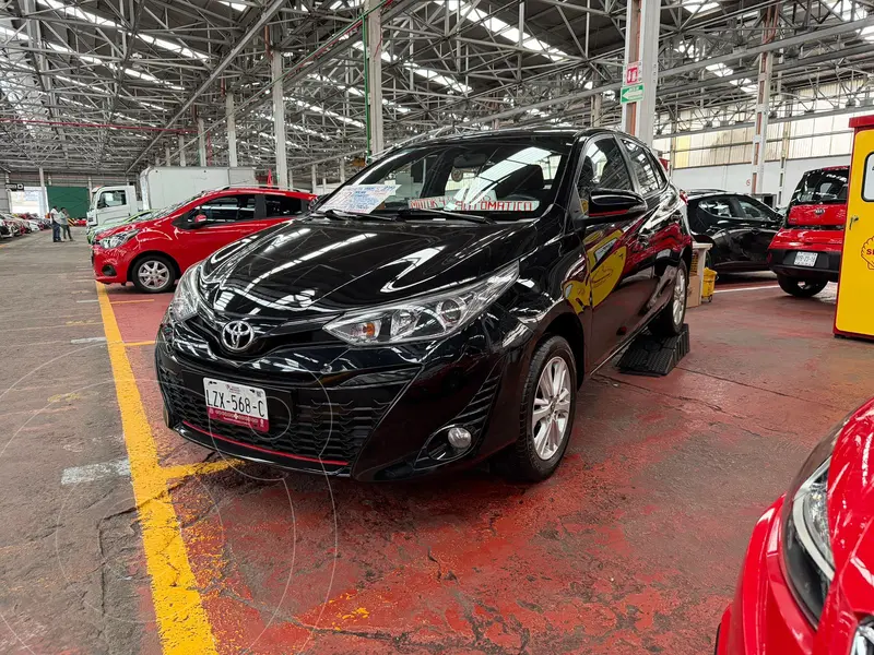 Foto Toyota Yaris 5P 1.5L S usado (2019) color Negro financiado en mensualidades(enganche $57,400 mensualidades desde $5,200)