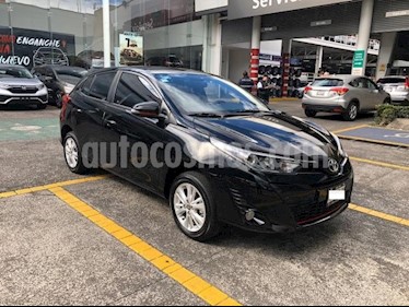 Toyota Yaris 5P HB S AT A/AC. F. NIEBLA RA-15 usado (2019) color Negro precio $249,000