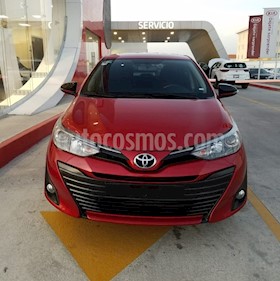 Toyota Yaris 5P 1.5L S Aut usado (2019) color Rojo precio $255,000