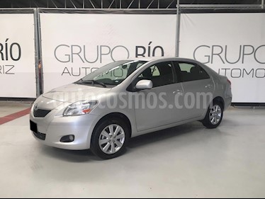 Toyota Yaris 5P 1.5L Premium Aut usado (2016) color Plata precio $155,000
