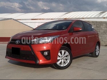 foto Toyota Yaris 5P 1.5L S Aut usado (2017) color Naranja precio $213,000