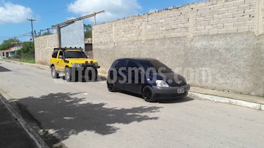 Toyota Yaris Sport 1.3L Aut usado (2002) color Azul precio u$s201