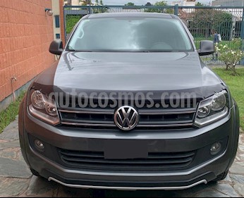 Volkswagen Amarok DC 4x2 Dark Label usado (2015) color Gris Off-Road precio $1.620.000