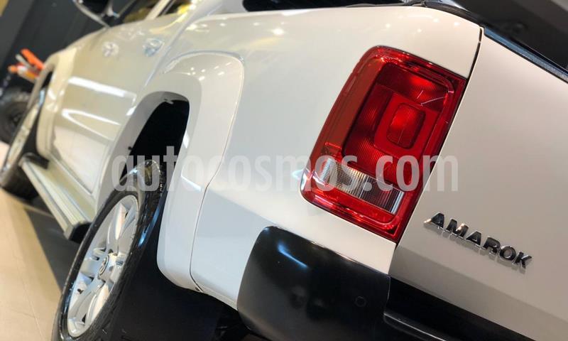 foto Volkswagen Amarok DC 4x2 Trendline (180Cv) usado (2015) color Blanco Cristal precio $1.600.000