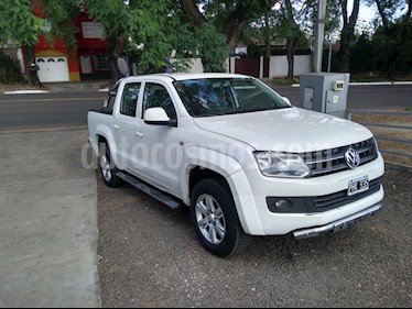 Volkswagen Amarok DC 4x4 Dark Label usado (2015) color Blanco Cristal precio $1.220.000