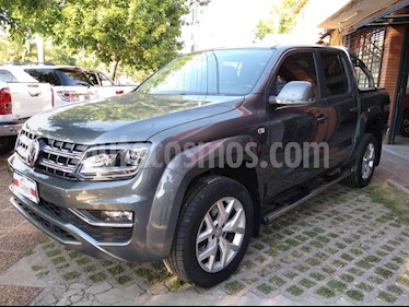foto Volkswagen Amarok DC 4x4 Highline Pack (180Cv) Aut usado (2017) color Gris Oscuro precio $11.111.111