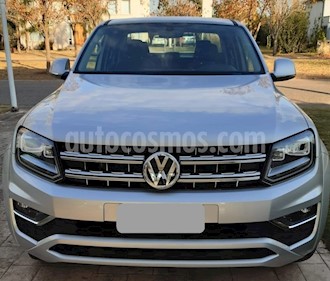 Volkswagen Amarok DC 4x2 Highline Pack (180Cv) Cuero usado (2019) color Gris precio $2.450.000