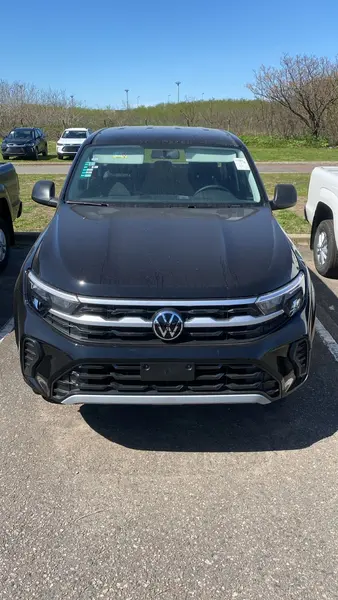 Foto Volkswagen Amarok DC 4x2 Trendline nuevo color Plata financiado en cuotas(anticipo $15.522.980 cuotas desde $324.000)