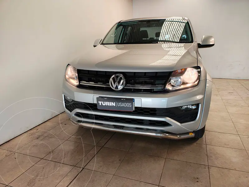 Foto Volkswagen Amarok DC 4x2 Comfortline usado (2020) color Plata Reflex precio $34.000.000