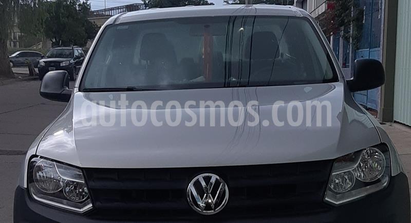 Volkswagen Amarok DC 4x2 Trendline usado (2017) color Gris precio $2.400.000