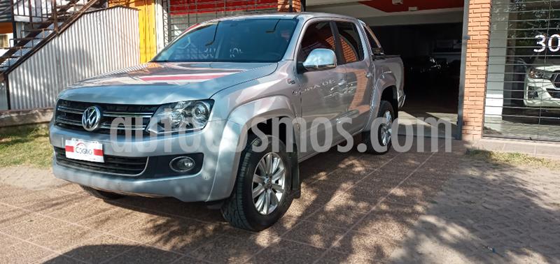 Volkswagen Amarok DC 4x4 Trendline (180Cv) Aut usado (2015) color Gris Claro precio $1.111.111