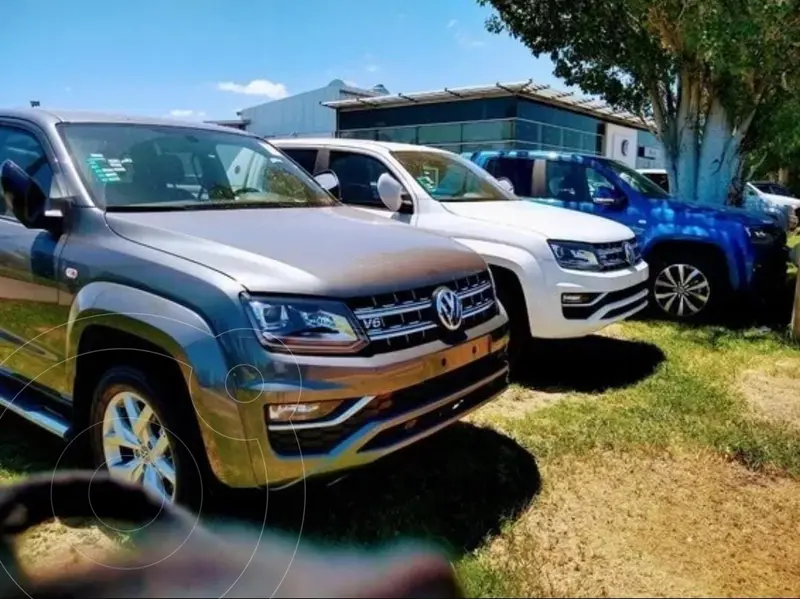 Foto Volkswagen Amarok DC 4x2 Comfortline Aut nuevo color Plata Reflex financiado en cuotas(anticipo $5.780.000 cuotas desde $170.000)