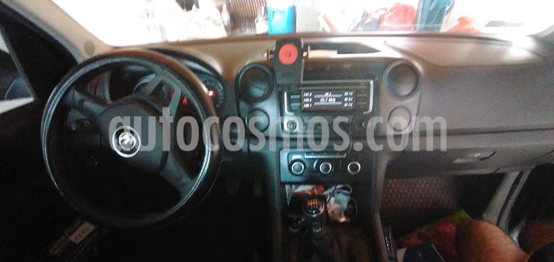 foto Volkswagen Amarok DC 4x2 Startline (140Cv) usado (2016) color Gris precio $1.400.000