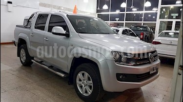 foto Volkswagen Amarok DC 4x4 Dark Label Aut usado (2014) color Gris Claro precio $890.000