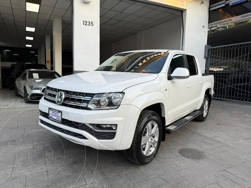 Foto Volkswagen Amarok Highline Aut 4Motion V6 usado (2023) color Blanco precio $590,000
