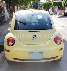 foto Volkswagen Beetle GLS 2.0 usado (2009) color Amarillo Sunflower precio $90,000