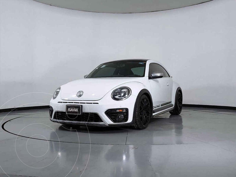 Foto Volkswagen Beetle Dune DSG usado (2017) color Blanco precio $394,999