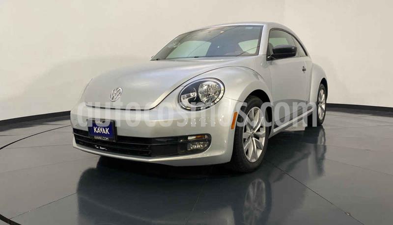 Volkswagen Beetle STD usado (2012) color Plata precio $154,999