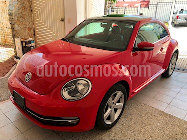 foto Volkswagen Beetle STD usado (2016) color Rojo Tornado precio $230,000