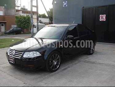 Foto venta Auto usado Volkswagen Bora 1.8 T Highline Cuero (2009) color Negro Onix precio $275.000