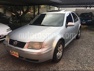 foto Volkswagen Bora 1.9 TDi Trendline usado (2006) color Gris Claro precio $110.000