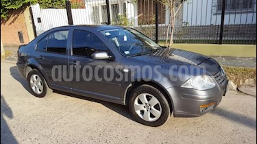 Foto venta Auto usado Volkswagen Bora 2.0 Trendline (2008) color Gris precio $180.000