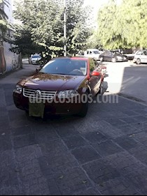 Foto venta Auto usado Volkswagen Bora 2.0 Trendline (2010) color Rojo Spice precio $270.000