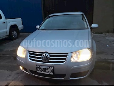 Foto venta Auto usado Volkswagen Bora 2.0 Trendline (2013) color Gris Platina precio $290.000