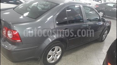 Foto venta Auto usado Volkswagen Bora 2.0 Trendline (2011) color Gris Oscuro precio $330.000