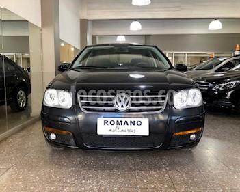 foto Volkswagen Bora 2.0 Trendline usado (2011) color Negro Ónix precio $320.000