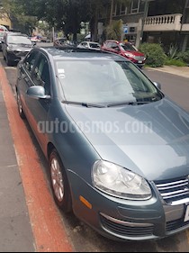 foto Volkswagen Bora 2.5L Style Active Tiptronic Active usado (2007) color Verde precio $79,000