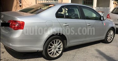 foto Volkswagen Bora 2.5L Style usado (2006) color Gris precio $73,000