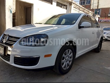 foto Volkswagen Bora 2.5L Style usado (2009) color Blanco precio $96,000