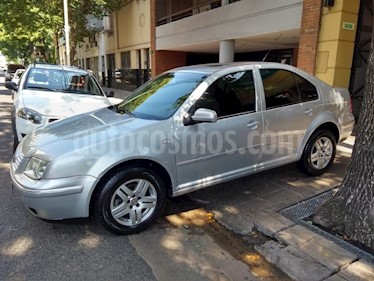 Volkswagen Bora 2.0 Trendline usado (2006) color Gris Plata precio $319.900