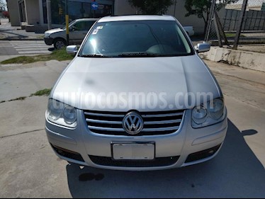 foto Volkswagen Bora 2.0 Trendline usado (2011) color Gris Claro precio $395.000