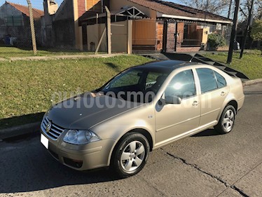 Volkswagen Bora 1.9 TDi Trendline usado (2008) color Beige Trigo precio $550.000