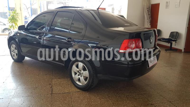 foto Volkswagen Bora 2.0 Trendline usado (2013) color Negro precio $630.000